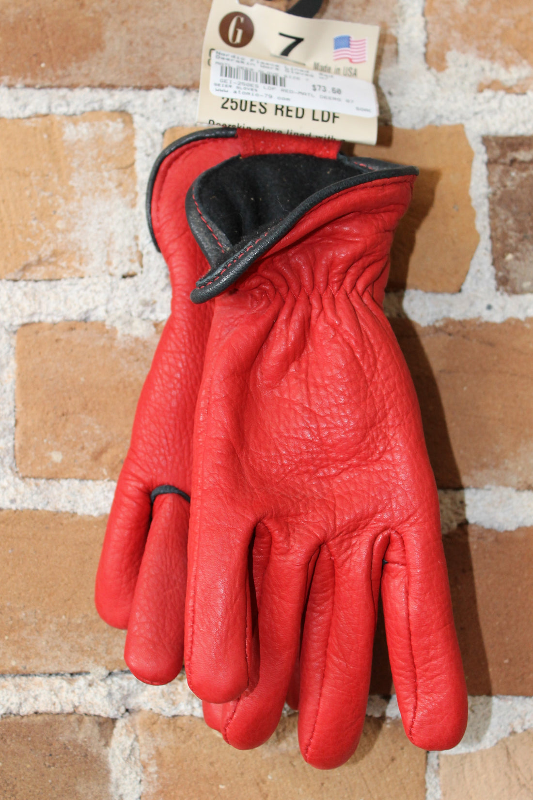 Light Weight Deerskin Work Glove In Red view of gloves