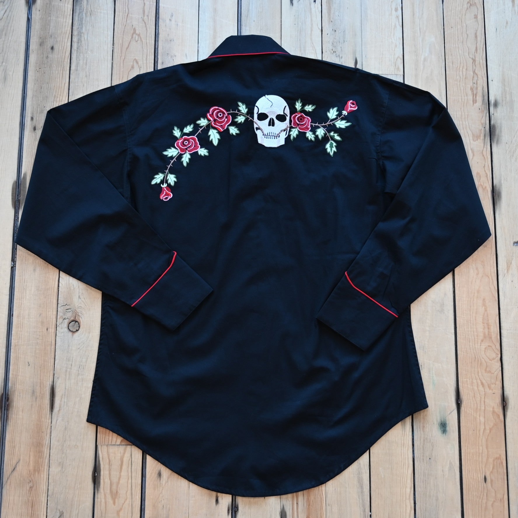 Rockmount Vintage Embroidered Black Shirt Skull Rose