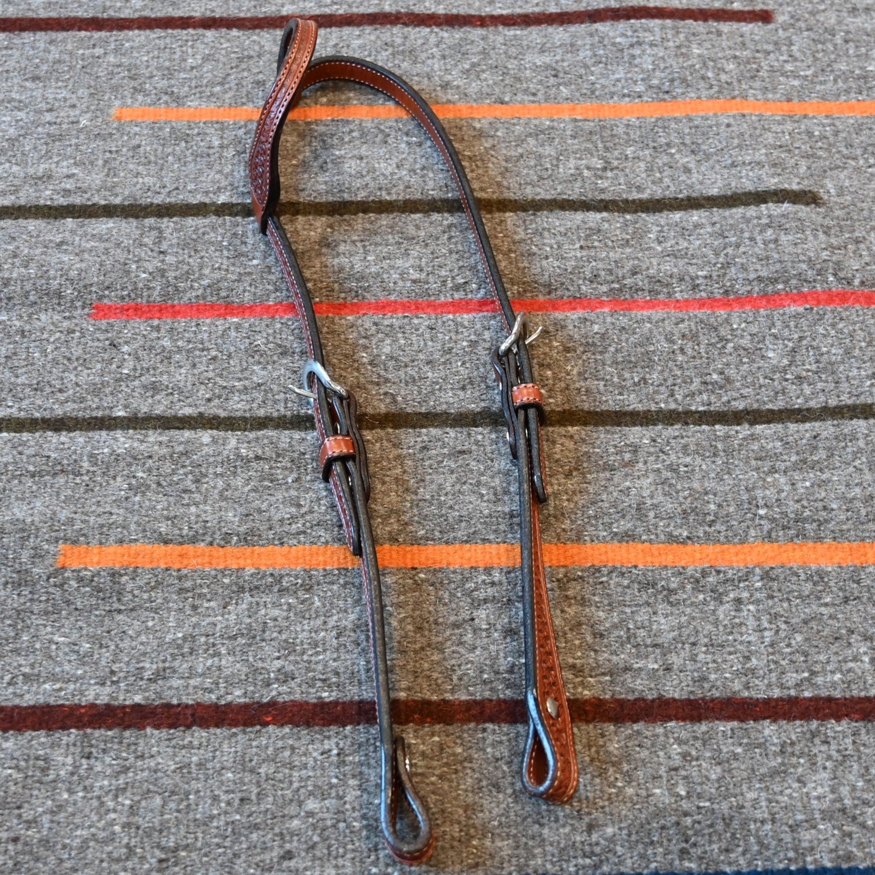 Full Sliding 1 1/4 inch Concho Ear Headstall with 1 1/4 inch Cheeks-Crazy Basket Tolling, Antique