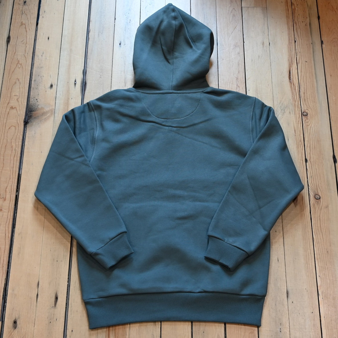 Filson Prospector Hoodie Balsam Green, thick fleece pullover with hood