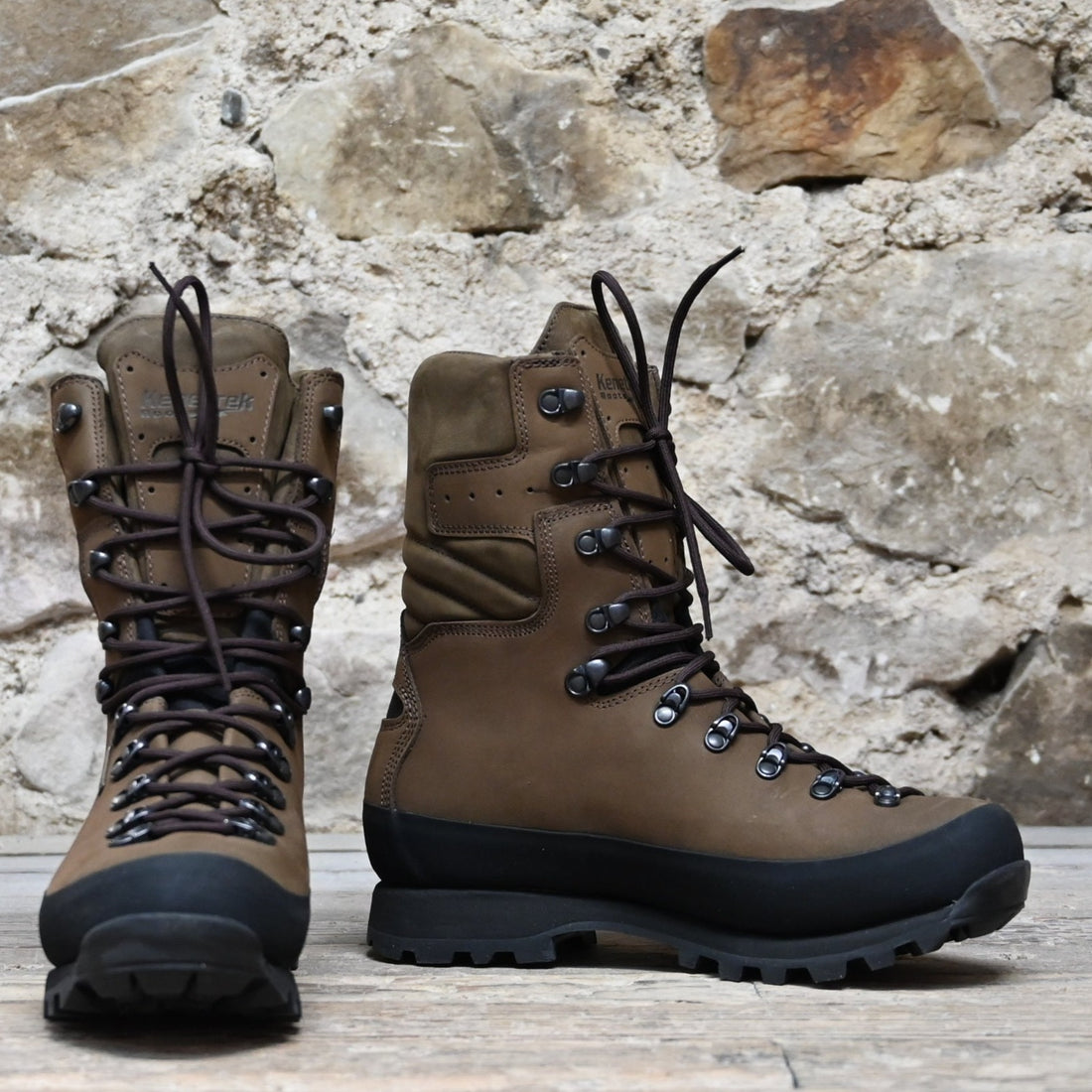 10&quot; Mountain Extreme Non Insulated Lace Up Boot view of front and side