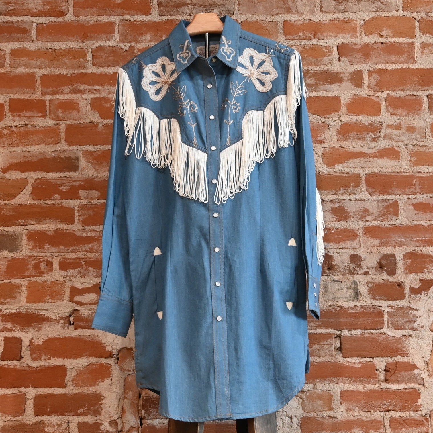 Rockmount Ladies – Vintage Fringe Denim Embroidered Western Dress