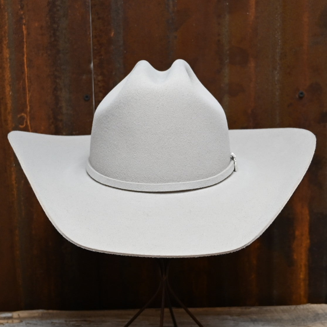 Charlie 1 Horse “The Cowgirl” Ranch Tan felt hat with cattleman crown and branded "C"