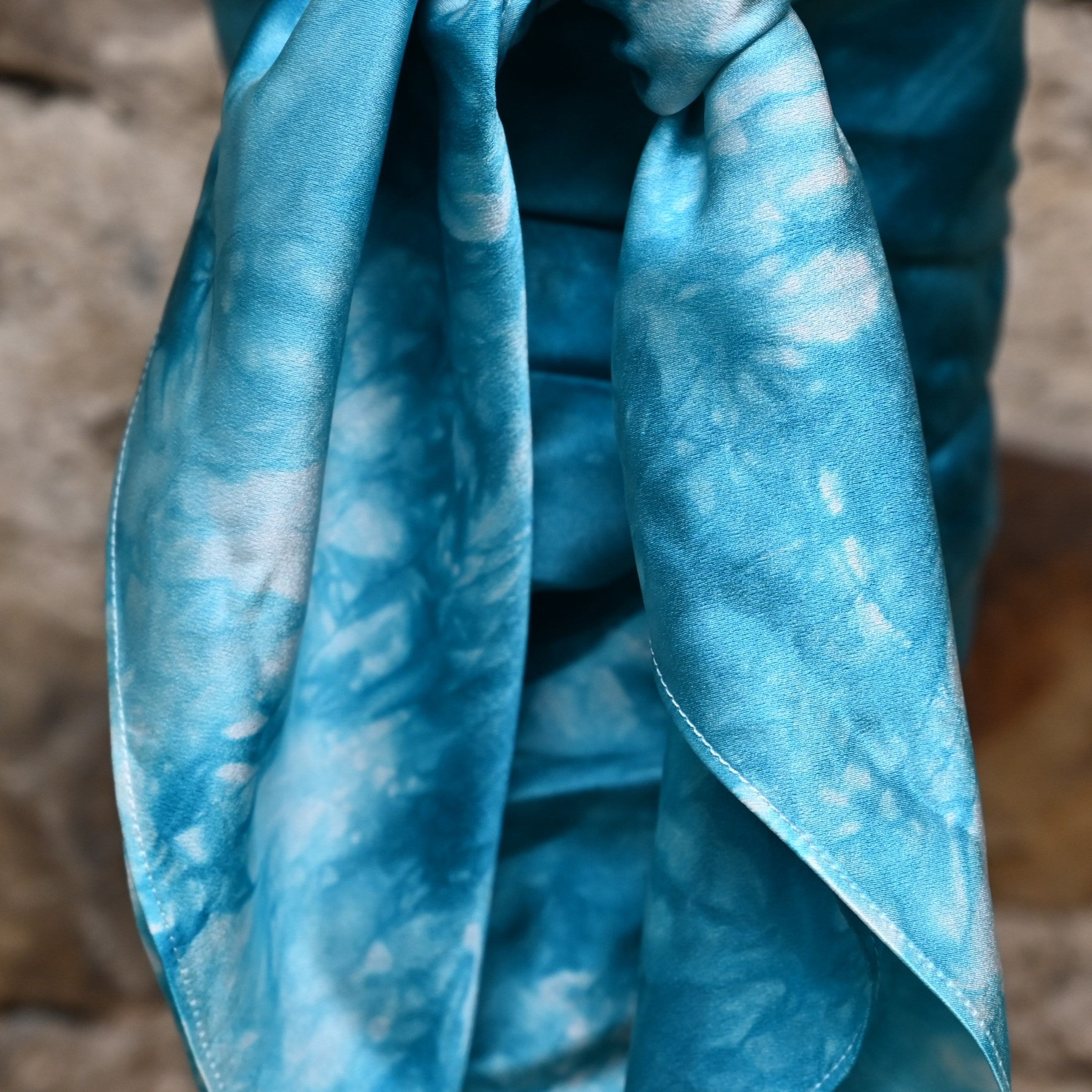 Amber Waves Charmeuse 44" Wild Rag in Tide view of pattern