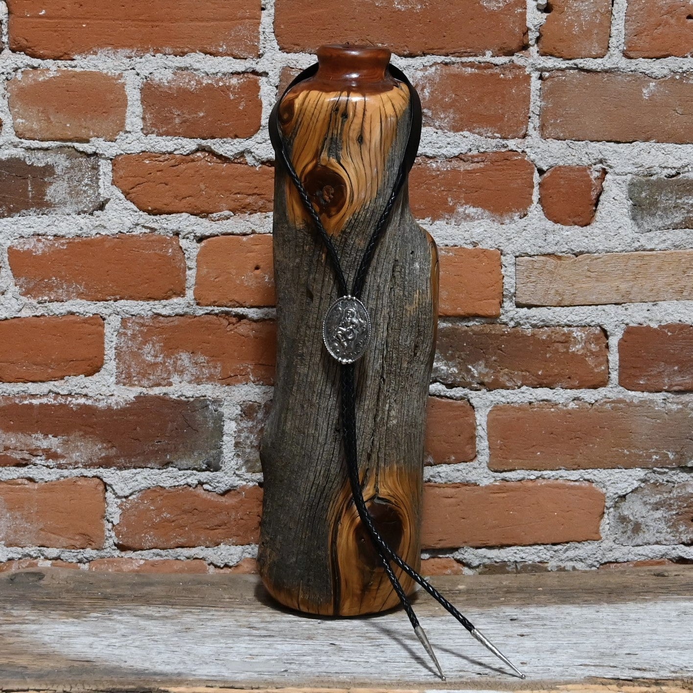 Vogt Silversmiths Mable Bolo Tie