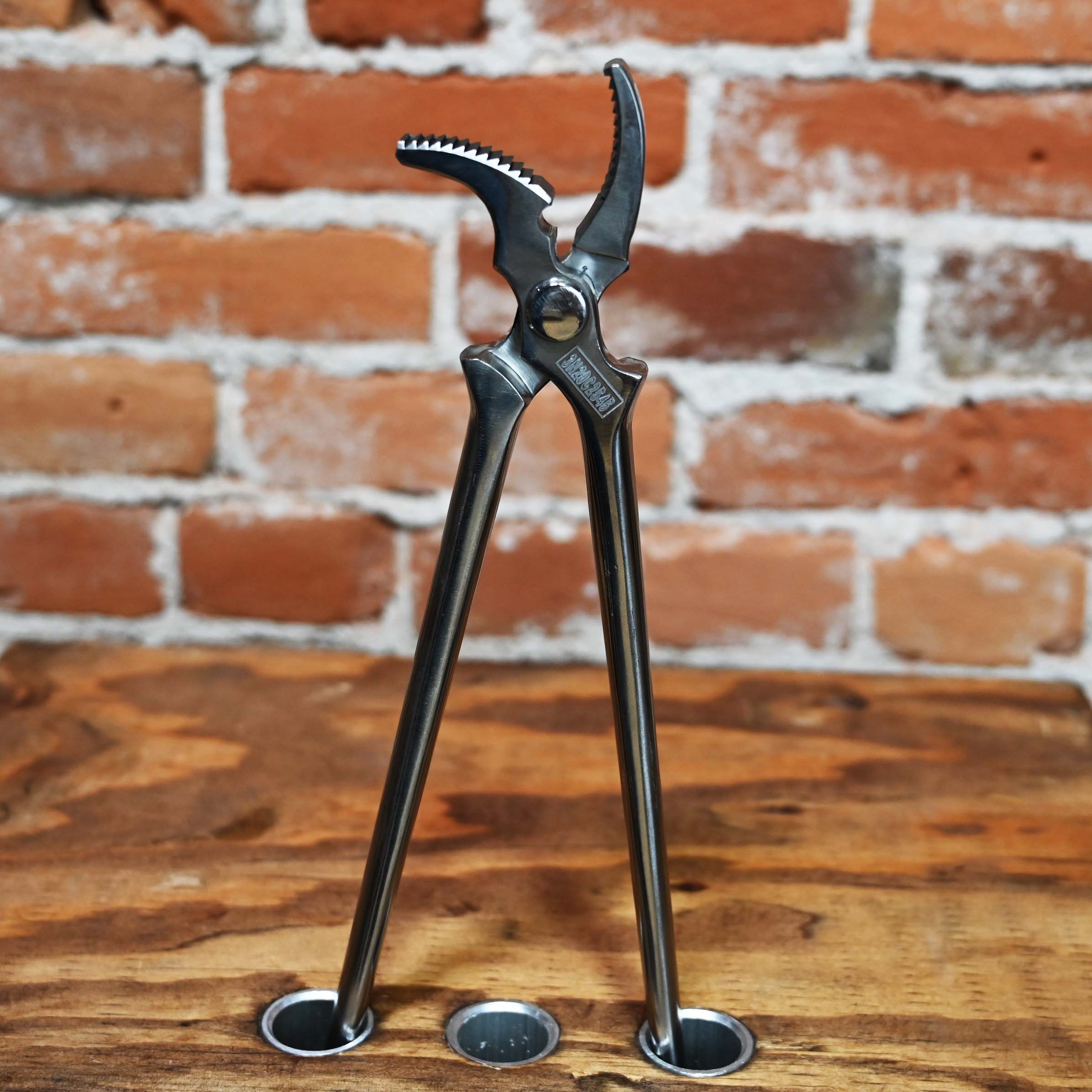 Kahn Forge 13.5" Curved Jaw Clinchers