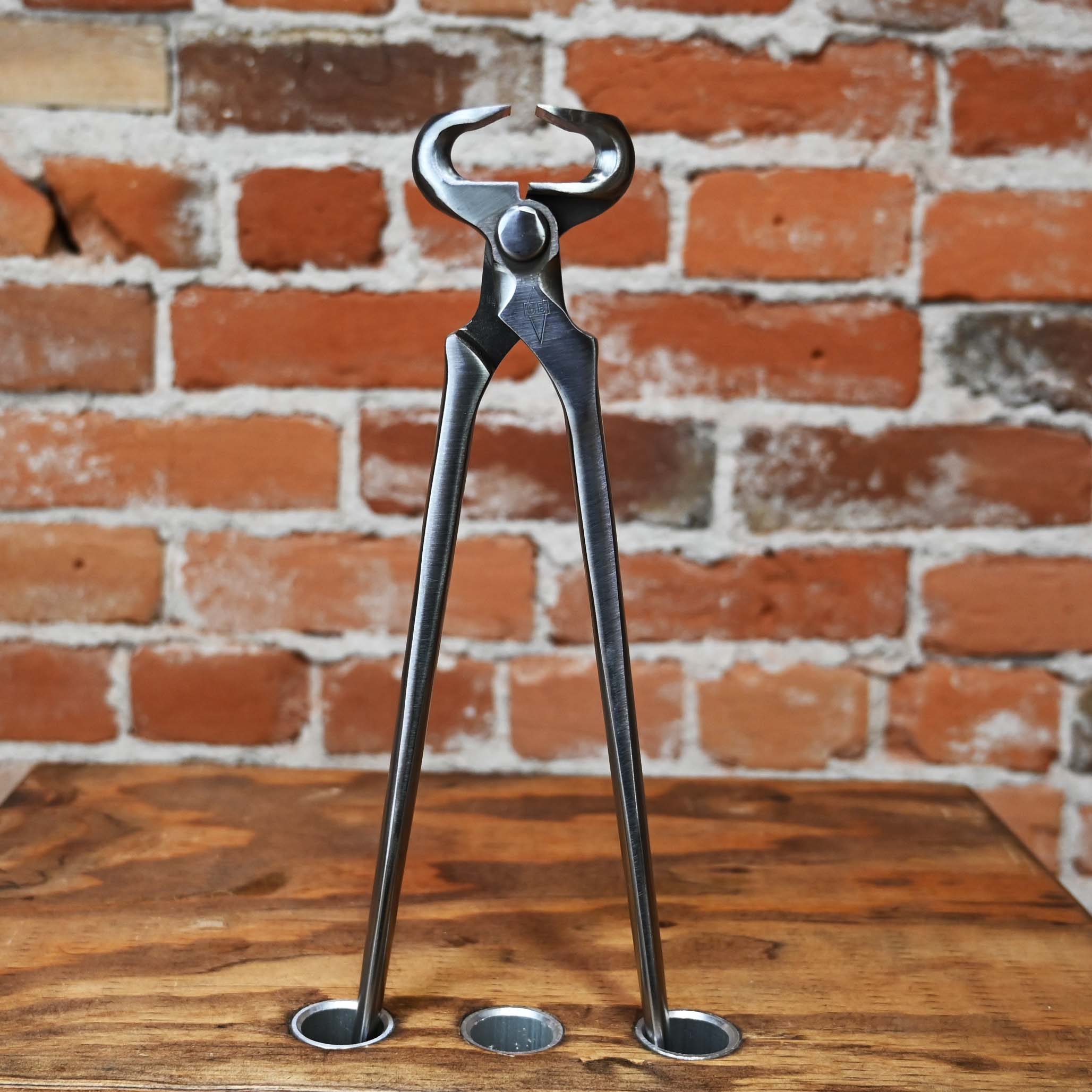 Easy 14" Race Track Nipper