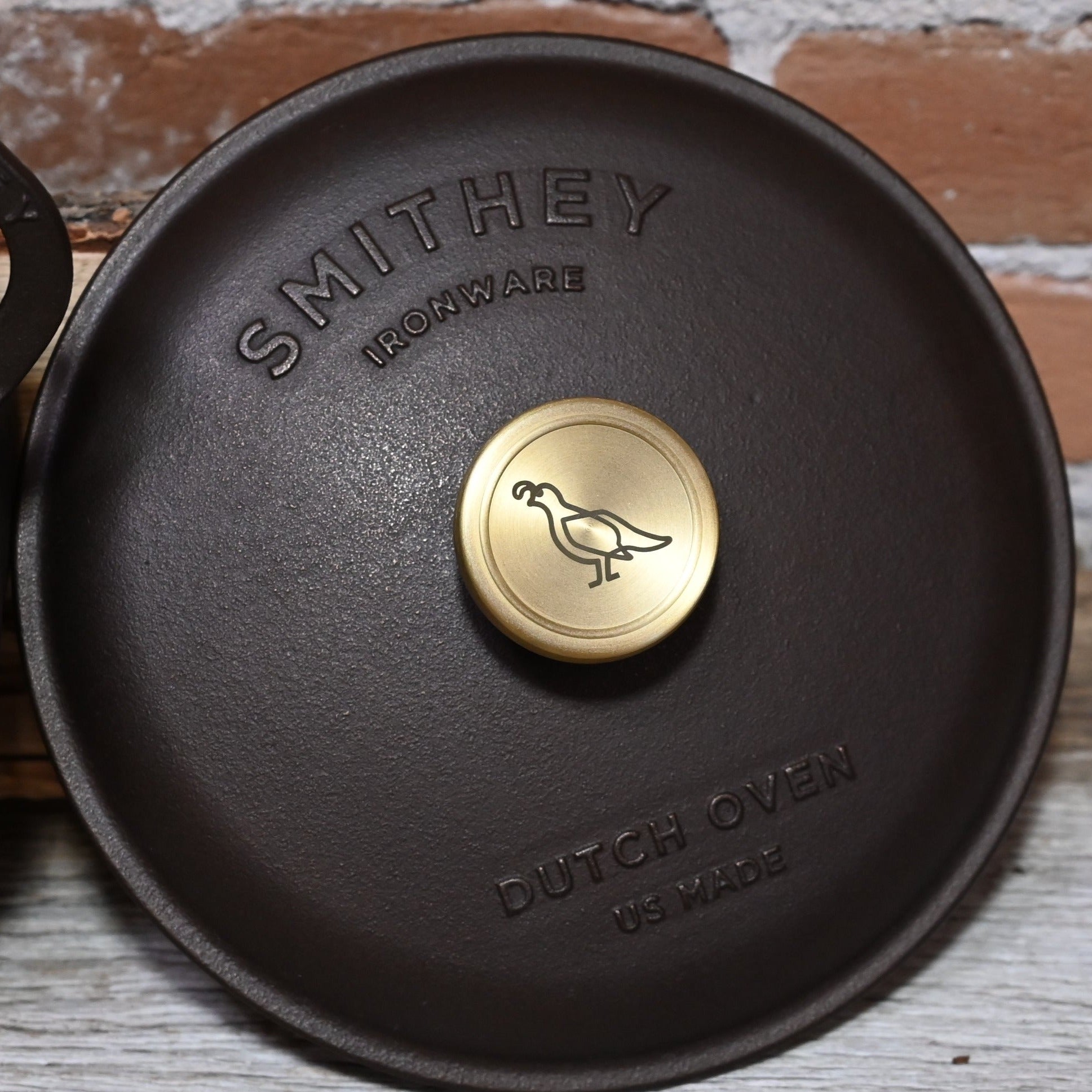 Smithey Dutch Oven 3.5qt view of lid of Dutch oven