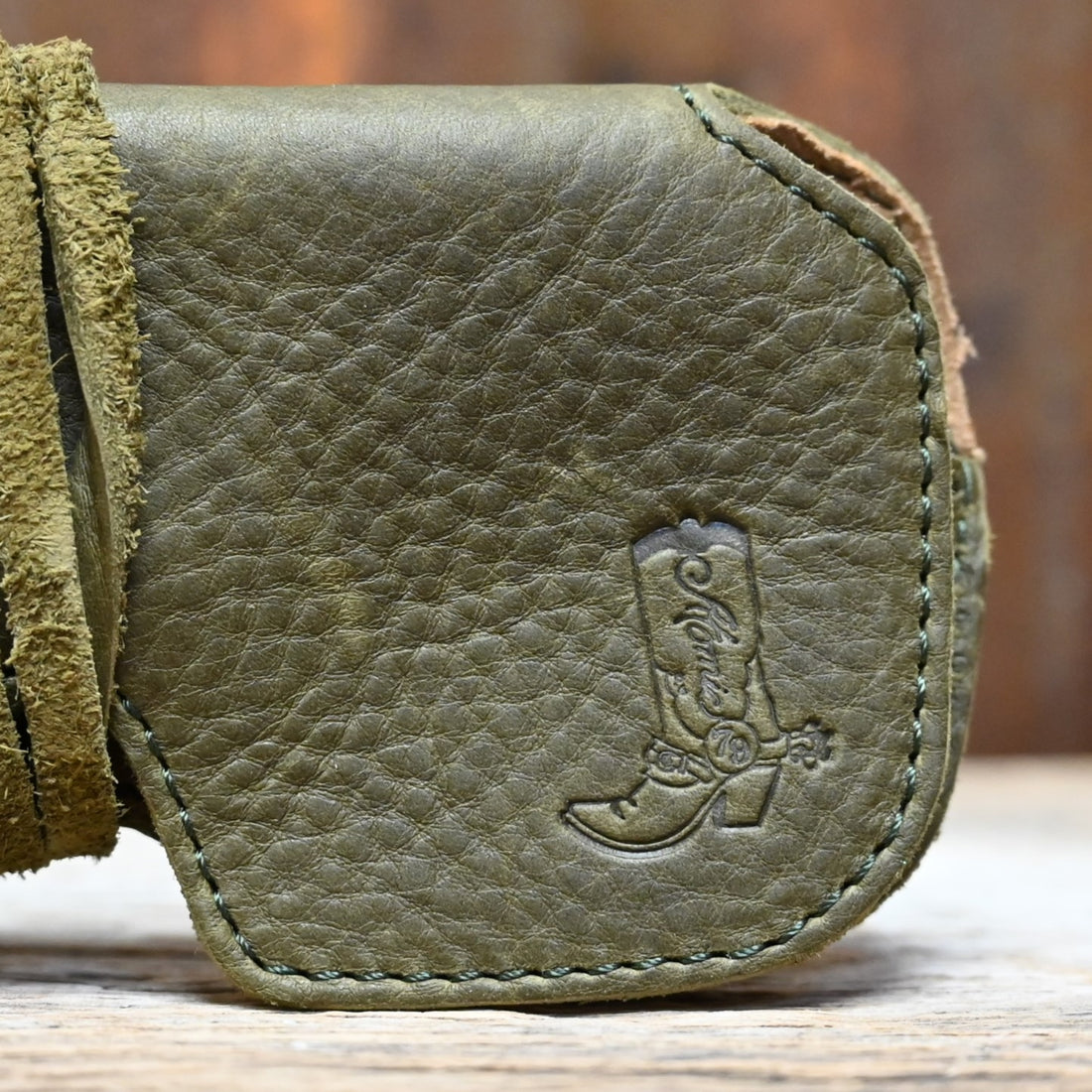 WP Standard Mr Peepers Sunglasses Case in Olive view of detail