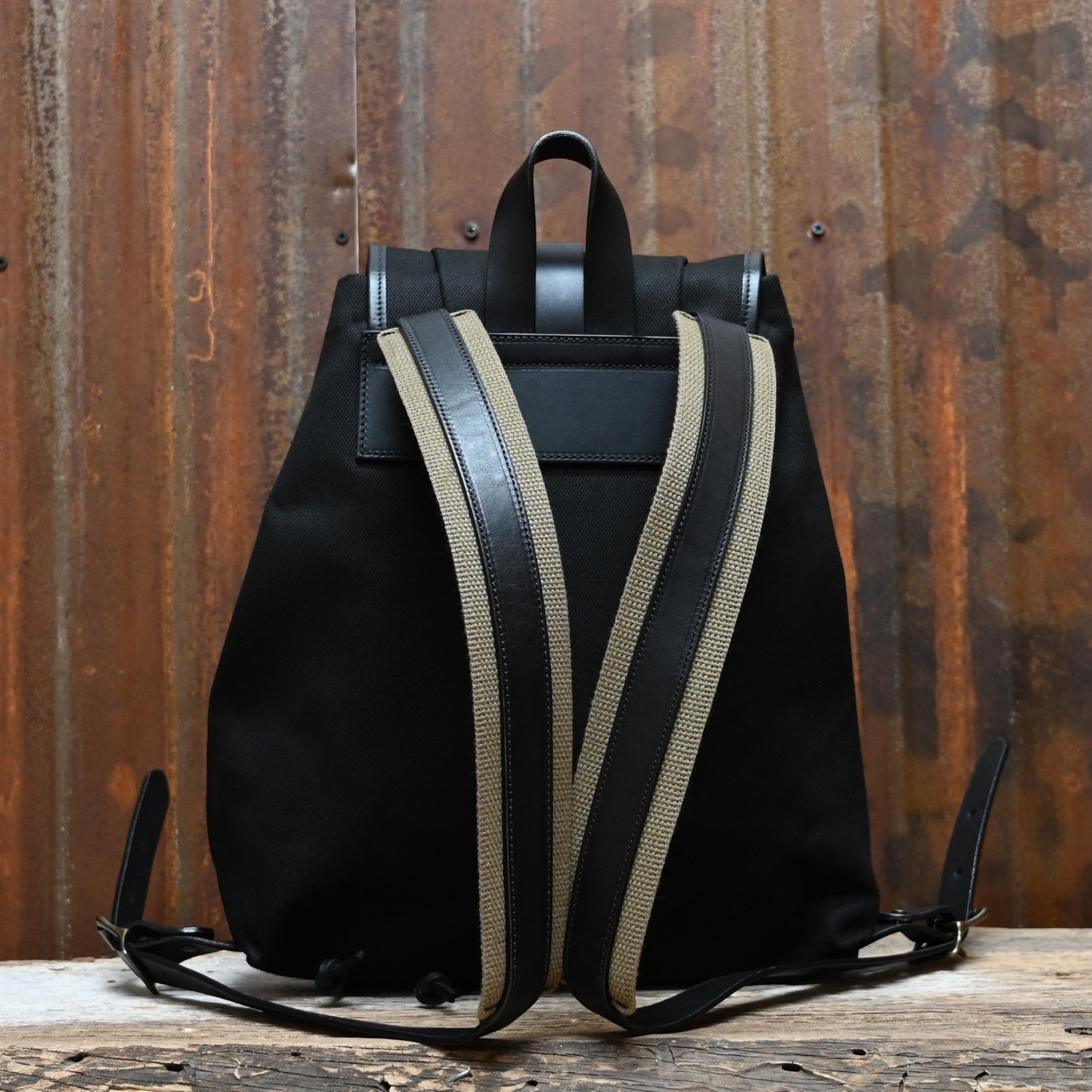 Filson black backpack best sale