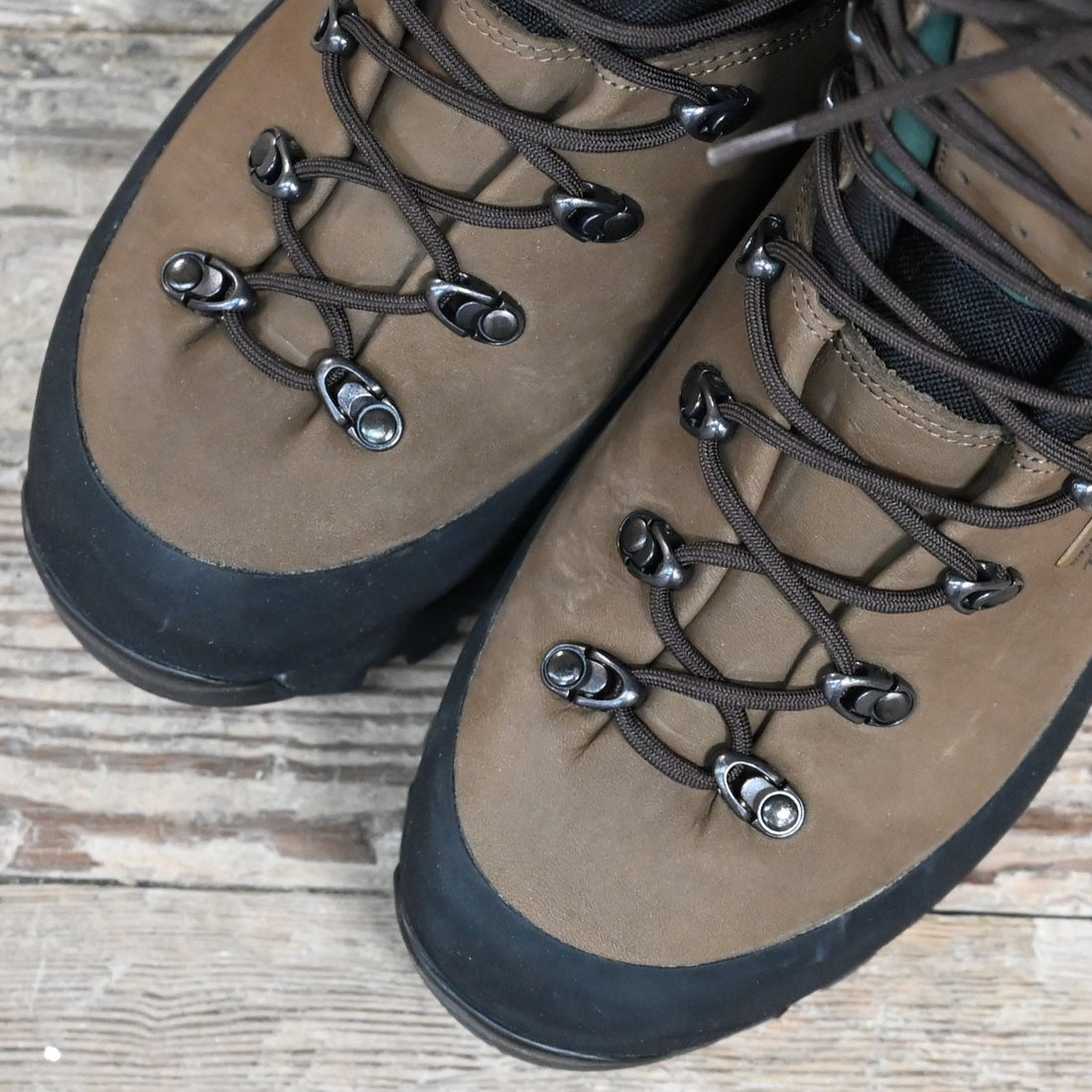 10&quot; Mountain Extreme 400 Lace Up Boot W/Lightweight K-Talon Outsole view of toe