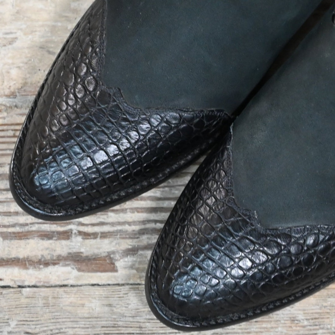 Stallion Ladies Mule (slider)in Black Nubuck Leather W/Black Alligator Trim view of toe