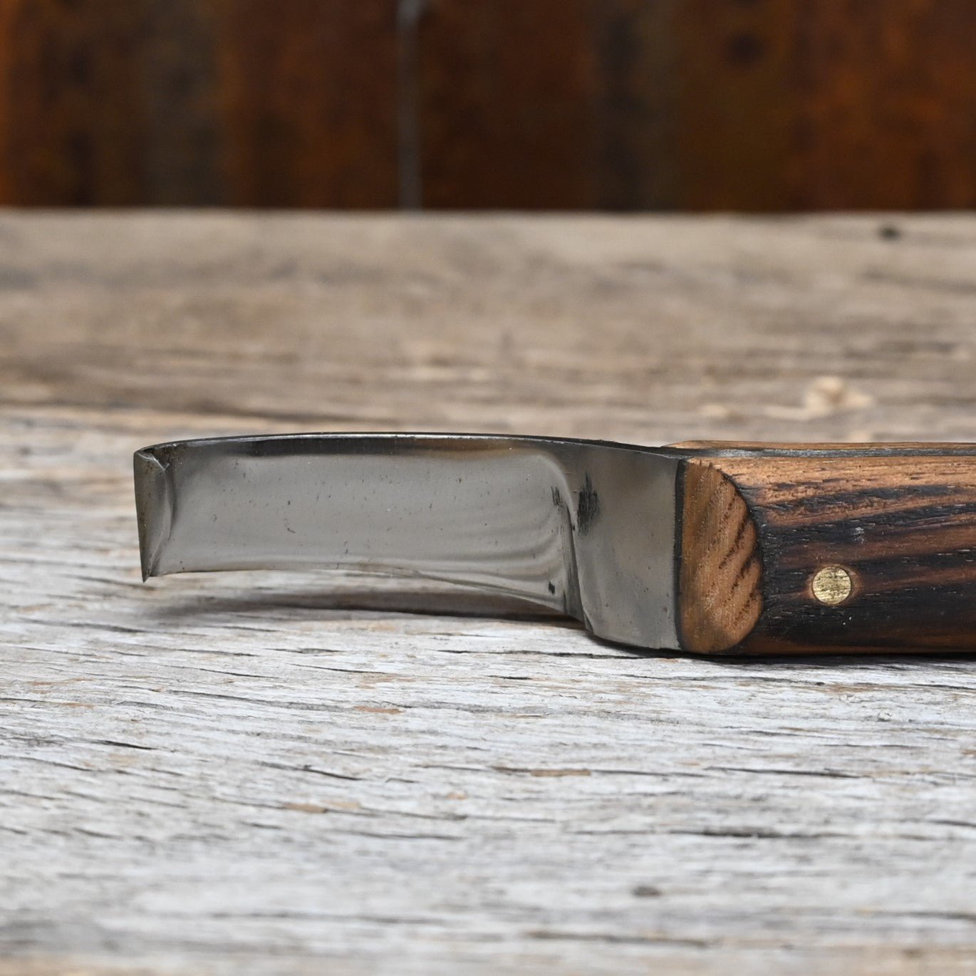 Justin Hoof Knife - Right view of knife