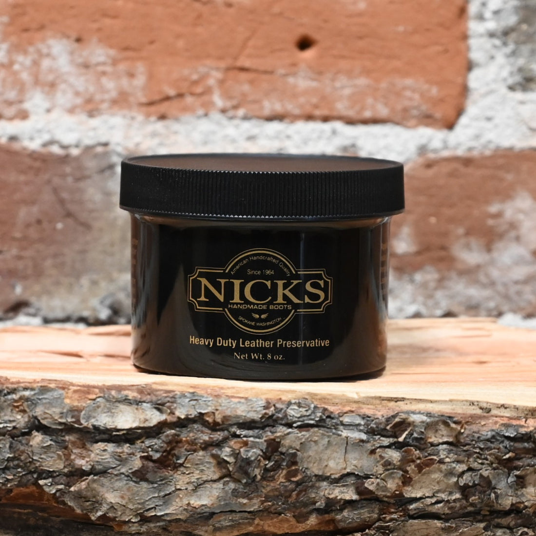 Nicks Hd Grease 8 Oz. view of leather preservative