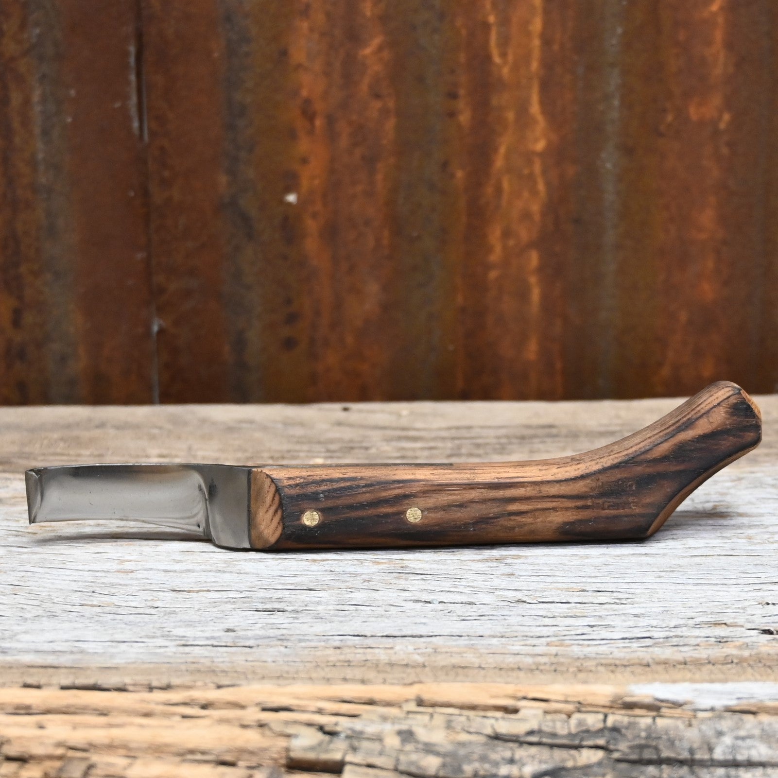 Justin Hoof Knife - Right view of knife