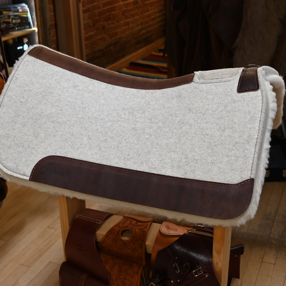 Five Star 1&quot; Thick Western Cont Nat Pad view of saddle pad