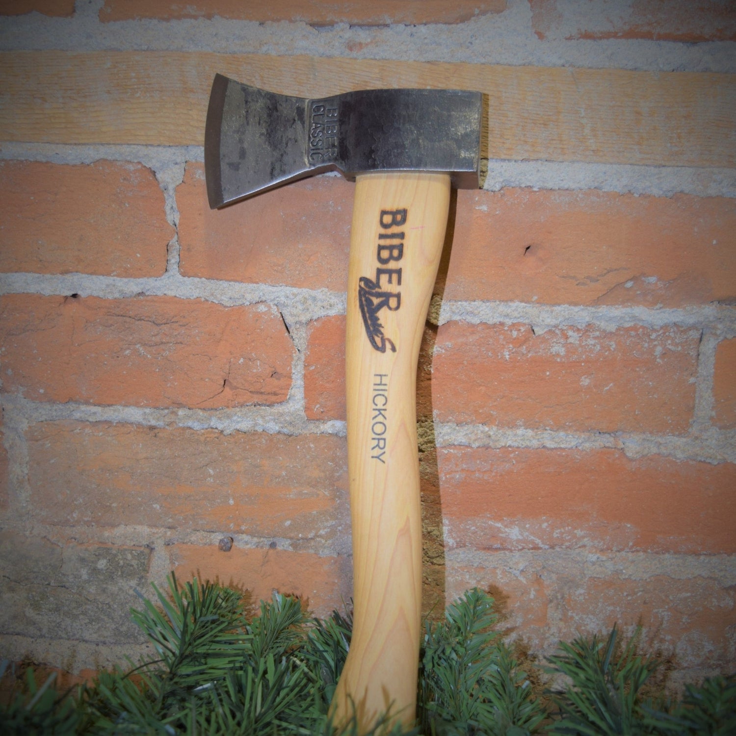 Mueller Beaver-Classic &quot;S&quot; hatchet 400g, hickory handle