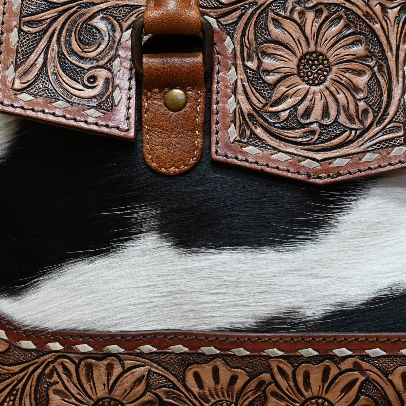 American Darling Hair On Tooled Tote Bag with Zipper Closure view of detail