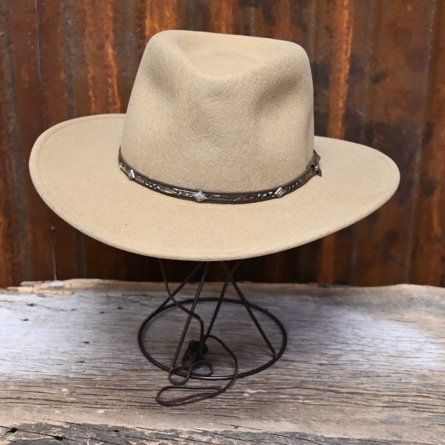 Stetson Crushable Felt Mountain View Hat in Sand view of front