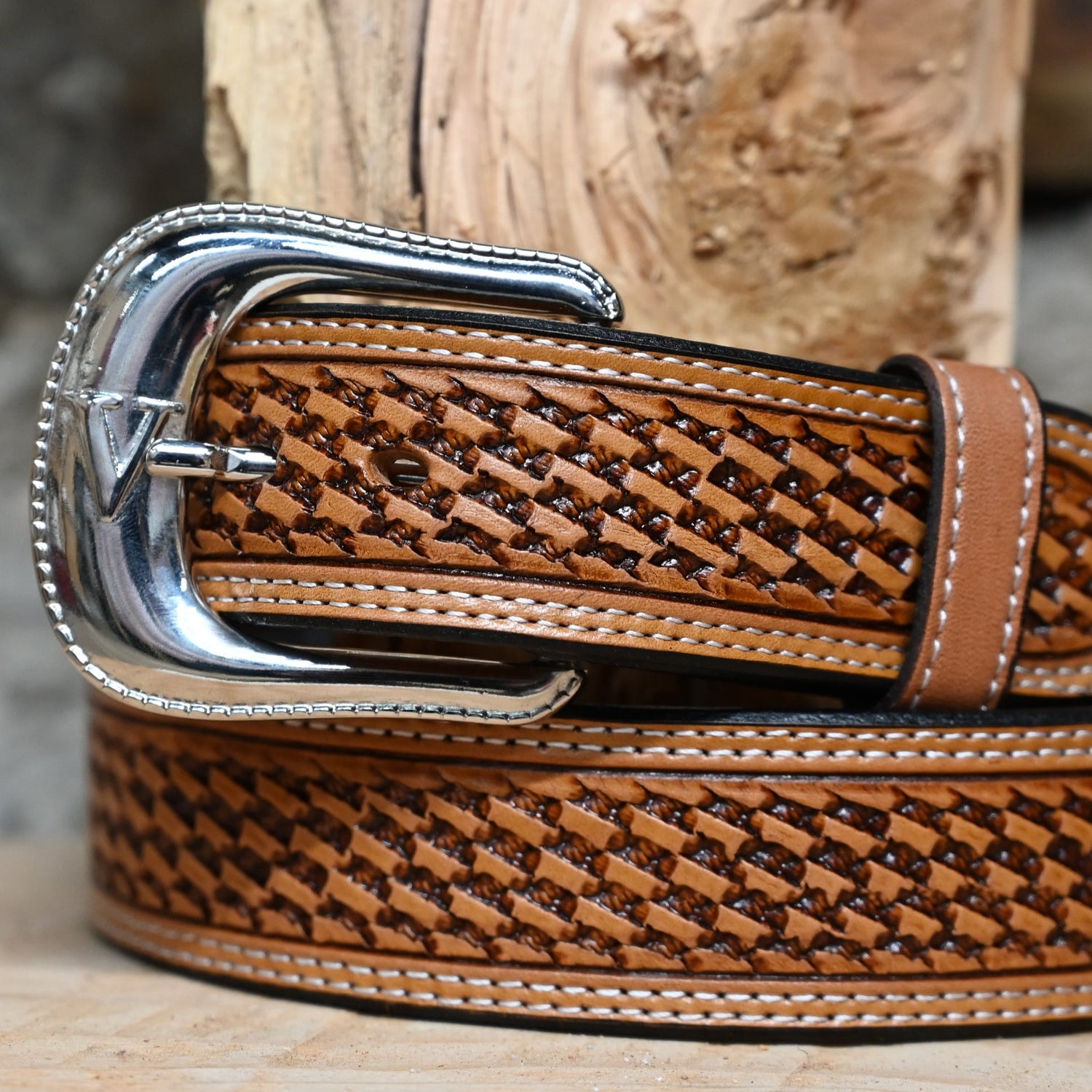 Straight Russet Basket Weave Belt view of close up