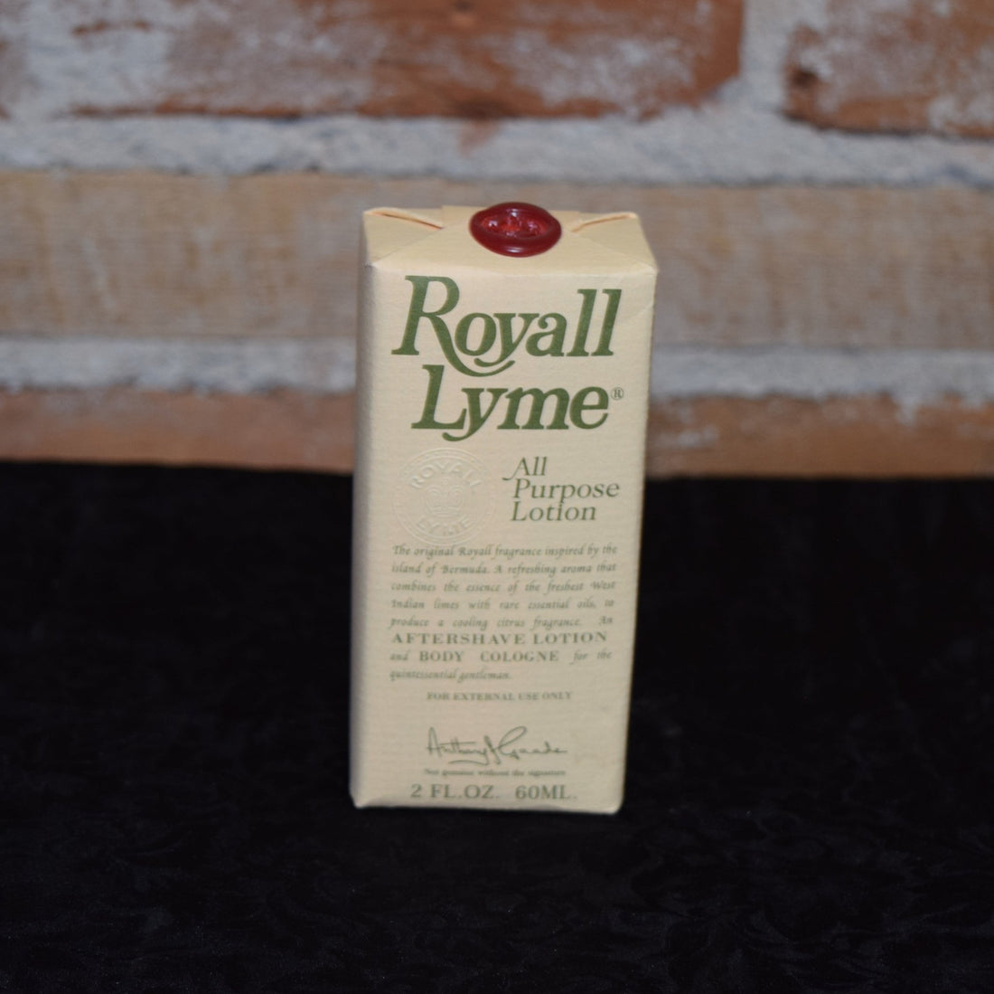 Royall Lyme 4 oz. Natural Spray Cologne