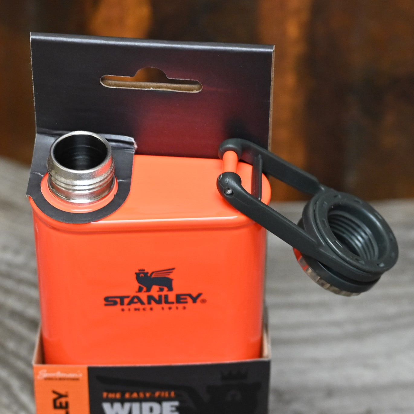 Stanley 8 Oz Classic Flask in Blaze Orange view of lid