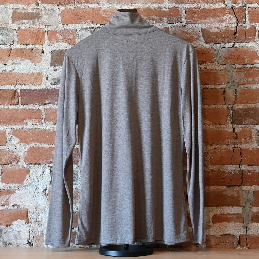 Double D Ranch Ladies Long Sleeve Button Front Top in Wagon Wheel with Western embroidery and button details