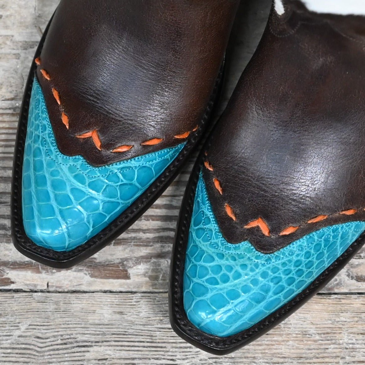 Stallion Ladies Vintage Western Hair On Peewee W/Turquoise Croc Wingtip view of toe