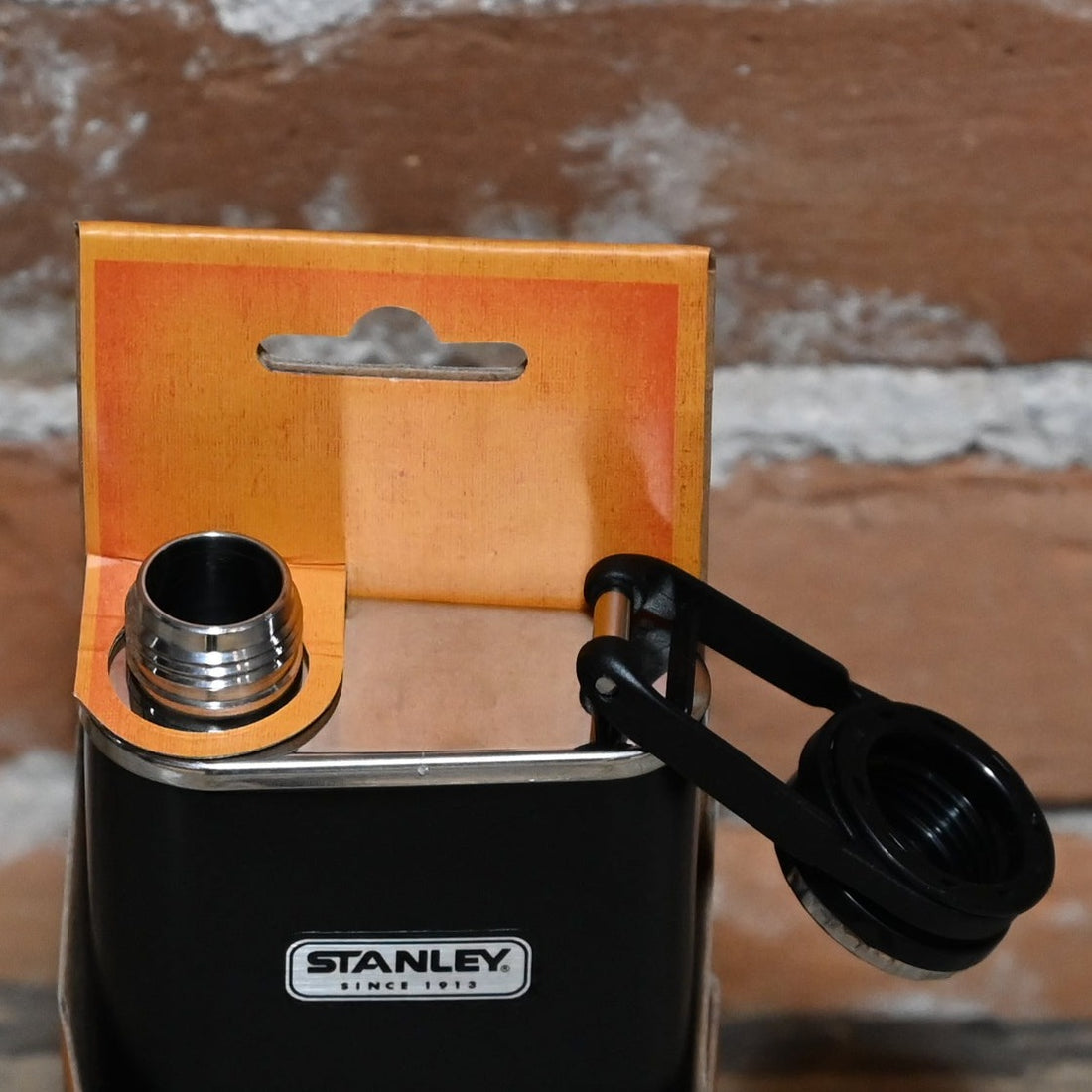 Stanley Classic Flask In Matte Black view of mouth piece