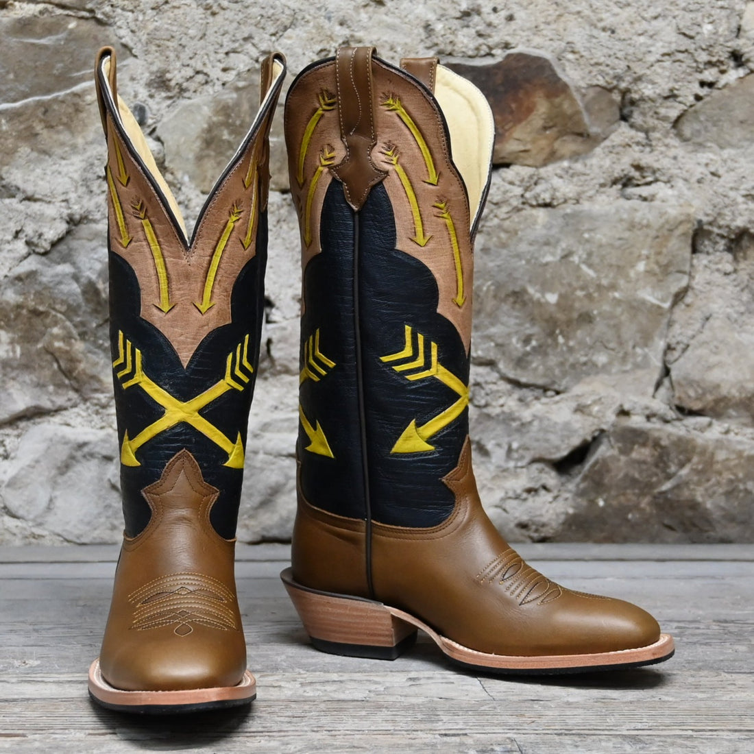 Mens Tan Boot withTooled Navy Blue and Gold Arrow Tops view of front and side