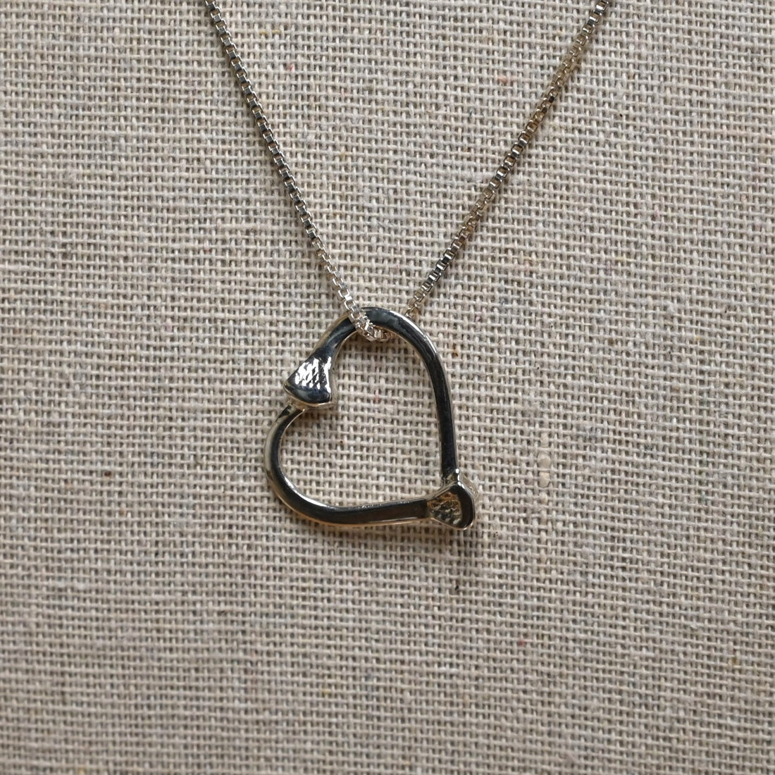 Double Nail Hart Necklace