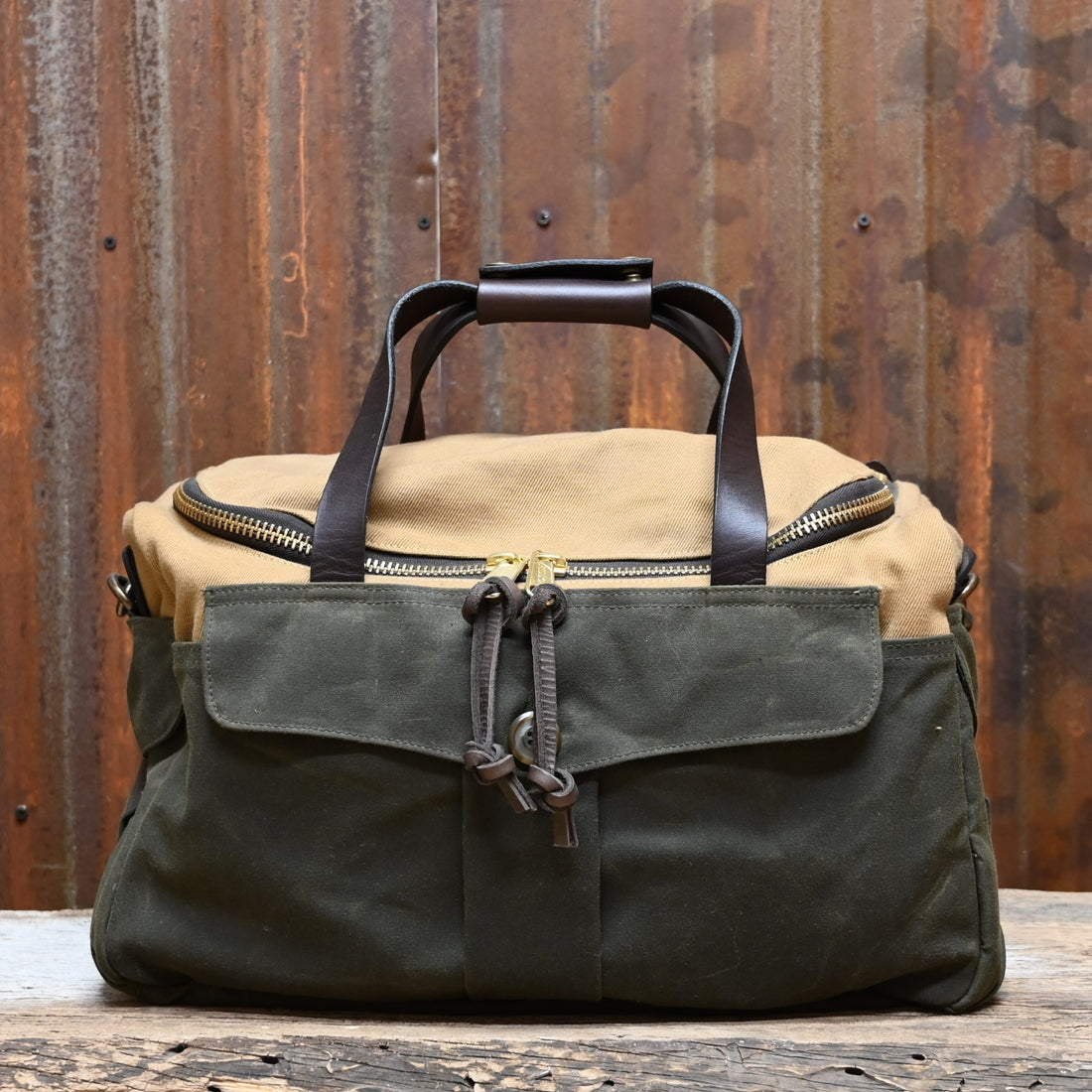 View of front of Sportsman Bag