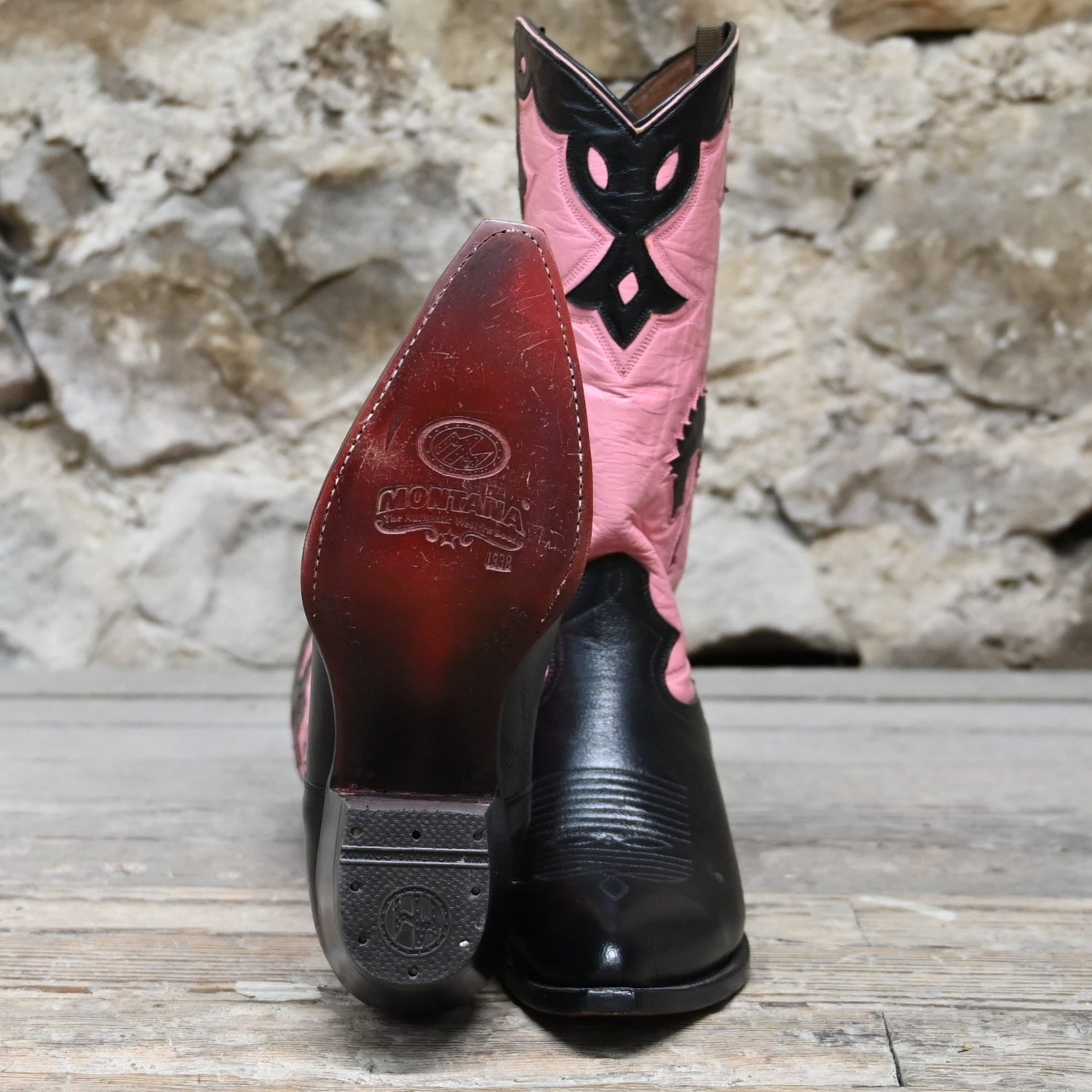 Ladies 11&quot; Boot W/Pink Uppers And Black Inlayed Bucking Horse view of bottom