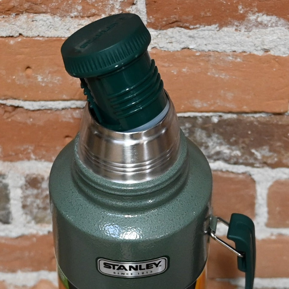 Stanley Classic Vacuum Bottle In Hammertone Green view of mouthpiece