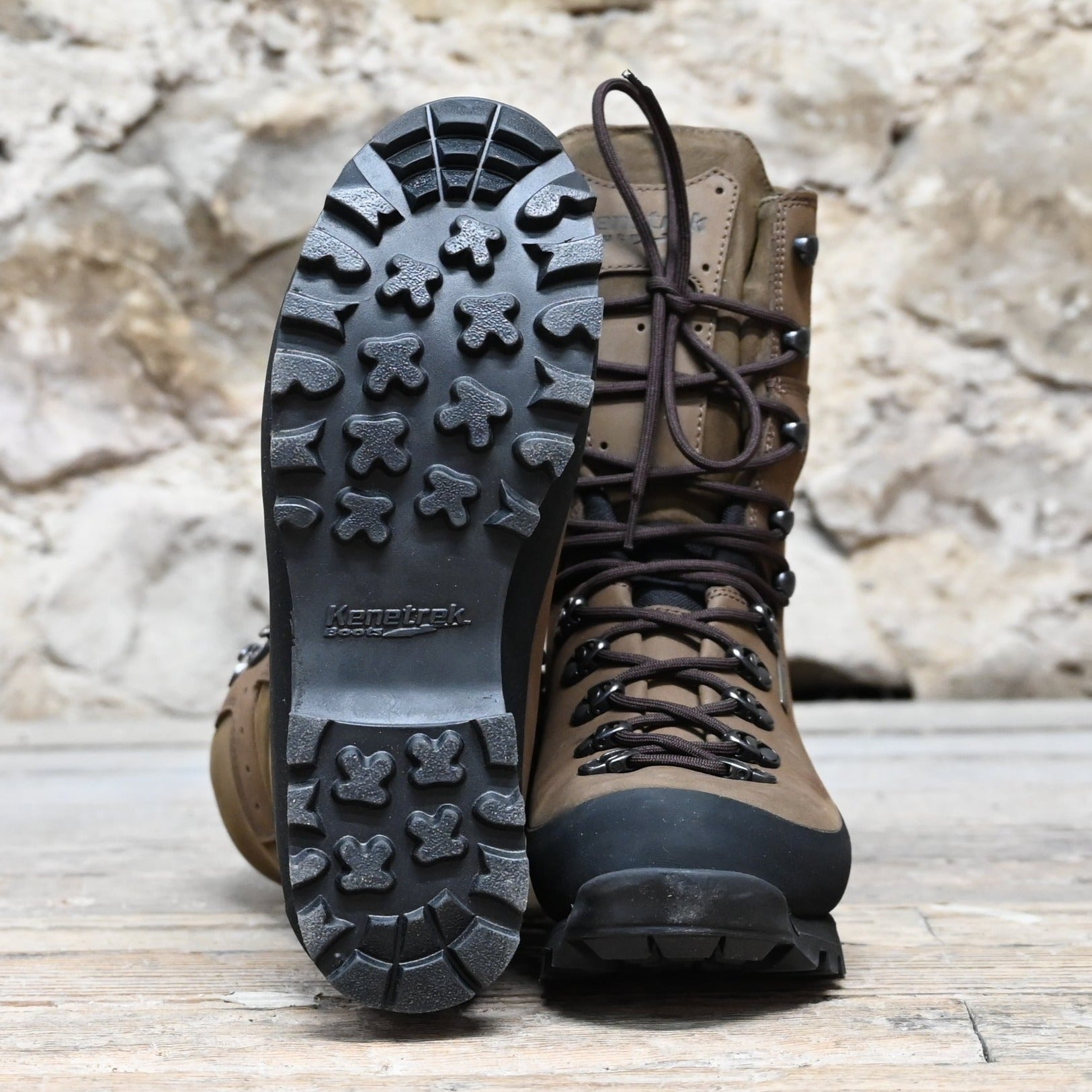 10&quot; Mountain Extreme Non Insulated Lace Up Boot view of bottom