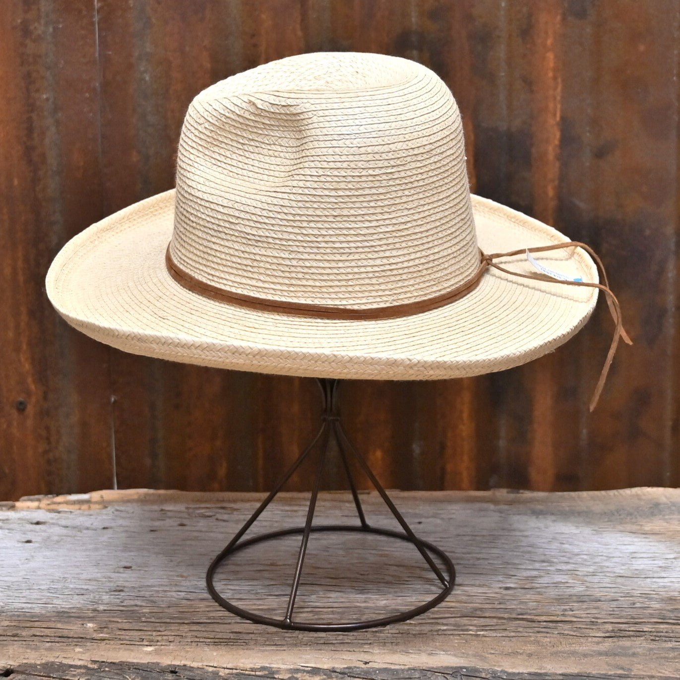 Guatemalan Fine Palm 3i, sloped fedora crease view of hat