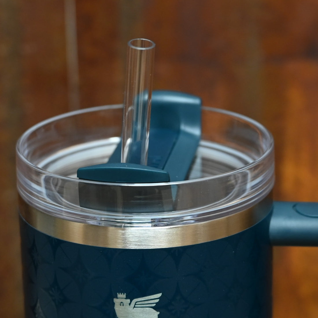 Stanley The Quencher H2.0 FlowState Tumbler 40 oz in Ponderosa Star with FlowState 3-position lid and comfort-grip handle