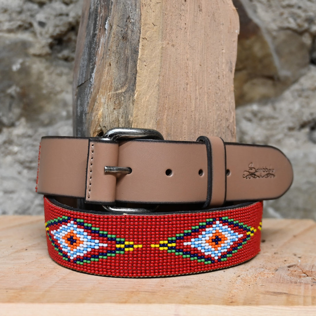 Red Vogue Sambboho Female L belt (with snap) view of buckle and pattern