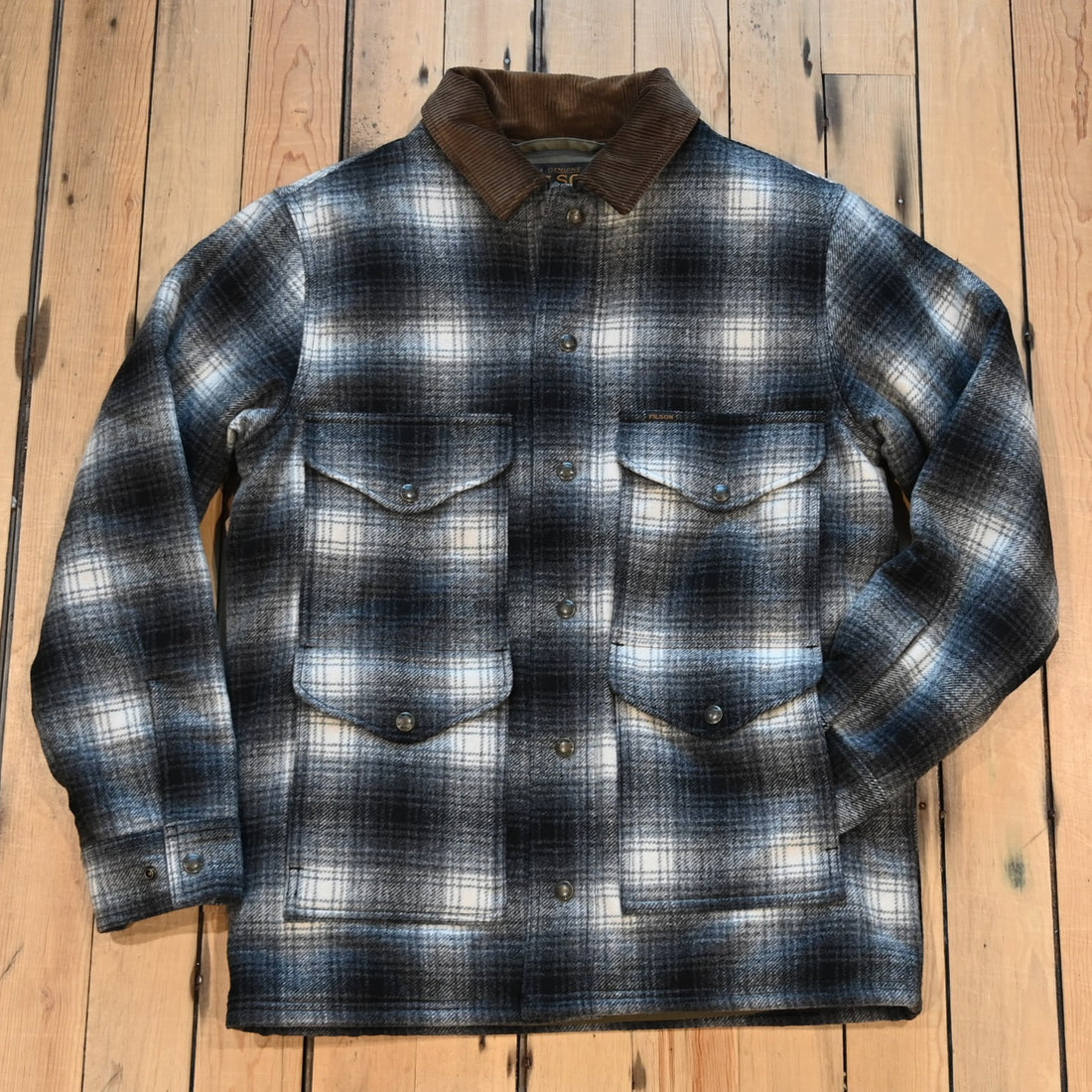 Filson Spokane Insulated Cruiser Jacket in charcoal ombre wool-blend with front snap pockets