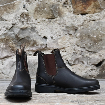 Blundstone Slip On Dress Boot In Stout Brown Leather