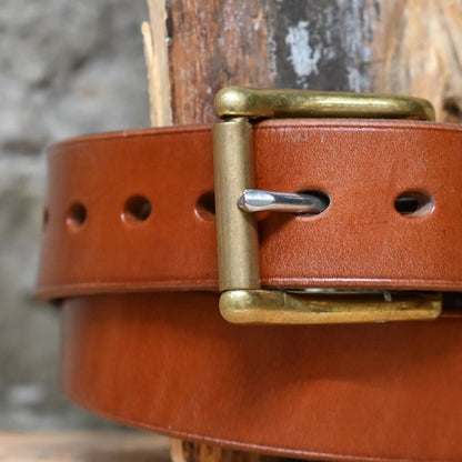 1 1/2&quot; Unlined Belt Tan- Longer Buckle view of close up