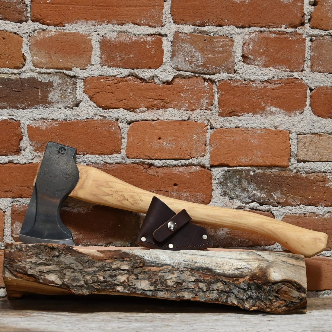 Wood-Craft 2lbs Pack Axe W/19&quot; Curved Handle &amp; Mask