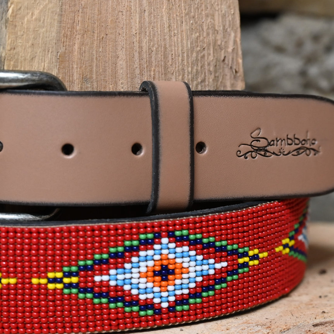 Red Vogue Sambboho Female L belt (with snap) view of detail