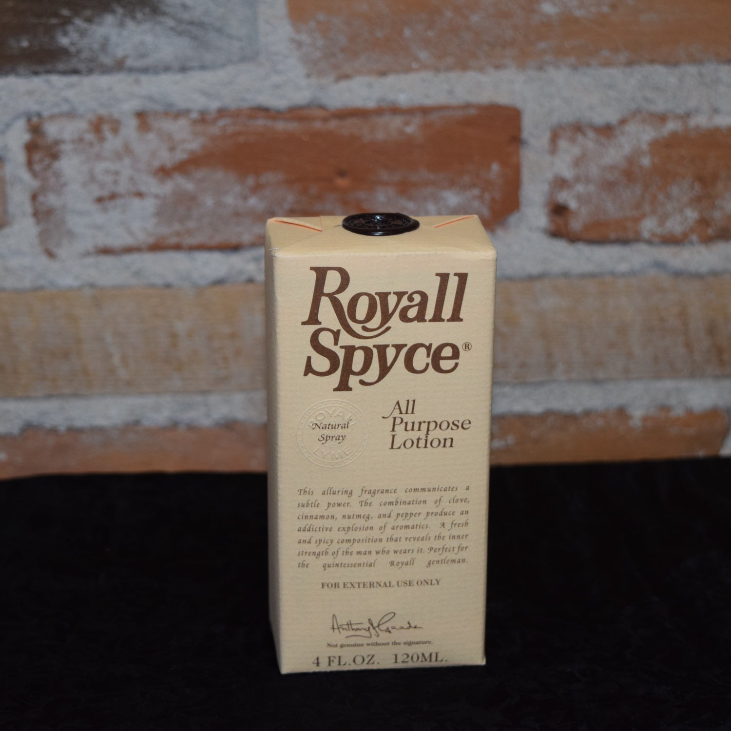 Royall Spyce 4 oz. Natural Spray Cologne